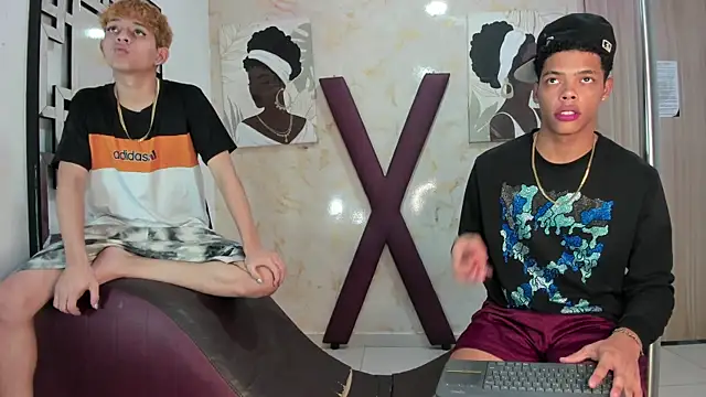 BLACK AND WHITET online show from July 18, 2026, 1:25 am