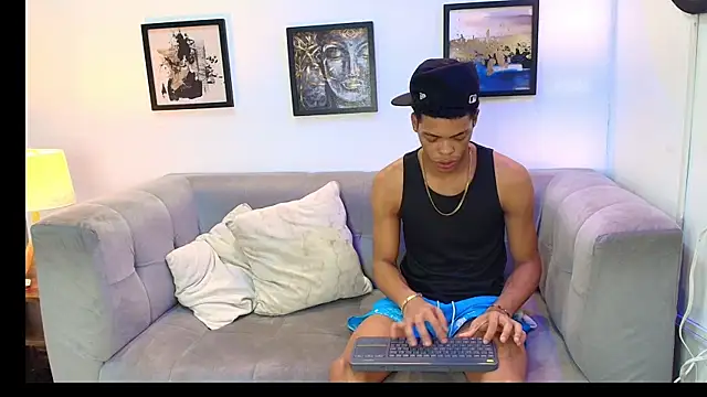 BLACK AND WHITET online show from July 12, 2026, 2:23 am