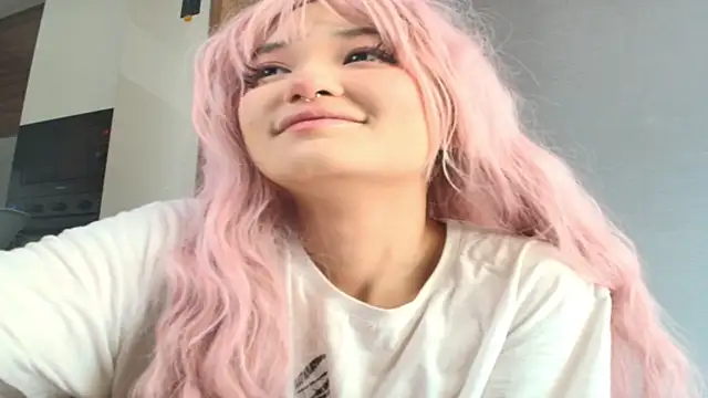 mimi cutee online show from June 20, 2026, 3:44 am