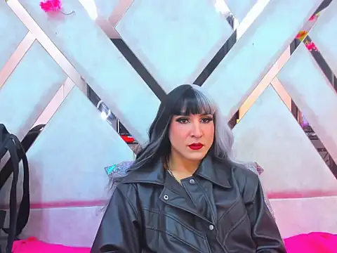 georgina gio1 online show from June 21, 2026, 5:24 am