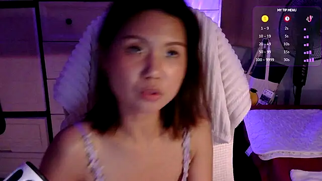 Snapshot of urgrl_portia chatting on July 28, 2026, 4:39 pm urgrl portia online show from July 28, 2026, 4:39 pm