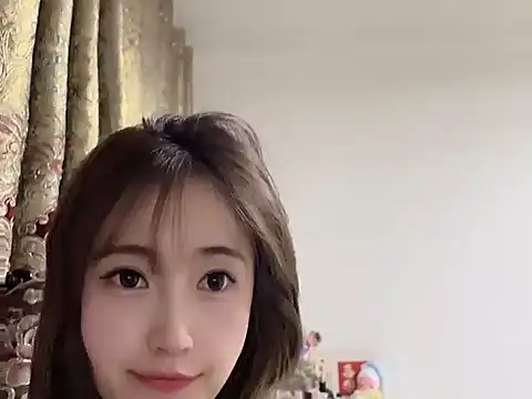 Snapshot of yiyi13 chatting on June 17, 2026, 4:28 pm yiyi13 online show from June 17, 2026, 4:28 pm