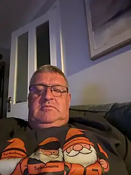 Stueeeey31 online show from July 25, 2026, 3:47 am