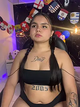 Snapshot of TifanyRoseX chatting on June 30, 2026, 6:52 pm TifanyRoseX online show from June 30, 2026, 6:52 pm