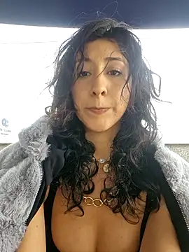 Snapshot of _valerianam chatting on June 18, 2026, 3:39 pm valerianam online show from June 18, 2026, 3:39 pm