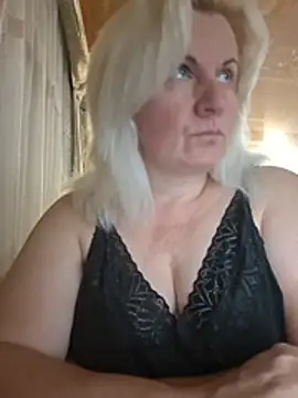 VikaRaine555 online show from July 23, 2026, 6:59 pm