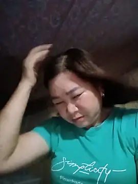 QQ sexy online show from June 19, 2026, 12:44 pm