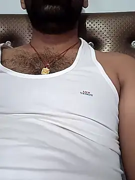 Snapshot of cuteboyaadi chatting on June 14, 2026, 12:07 am cuteboyaadi online show from June 14, 2026, 12:07 am