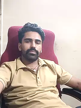 Snapshot of cuteboyaadi chatting on July 29, 2026, 7:13 pm cuteboyaadi online show from July 29, 2026, 7:13 pm