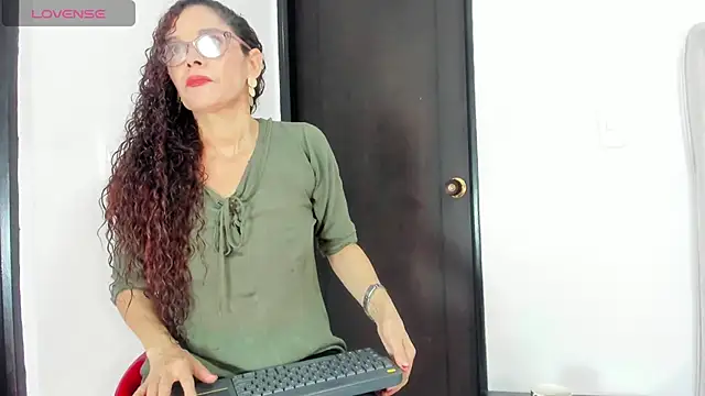 Snapshot of kataleya_saenz1 chatting on June 30, 2026, 12:49 pm kataleya saenz1 online show from June 30, 2026, 12:49 pm