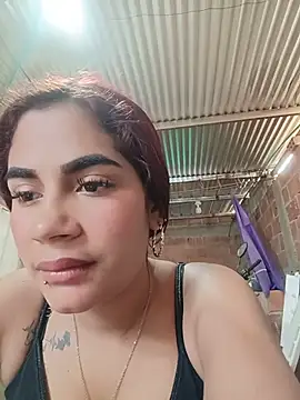 Snapshot of dulce_amber21 chatting on July 22, 2026, 12:40 pm dulce amber21 online show from July 22, 2026, 12:40 pm
