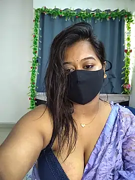Snapshot of beauty_lisa- chatting on July 2, 2026, 7:58 am beauty lisa- online show from July 2, 2026, 7:58 am