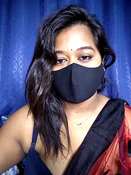 Snapshot of beauty_lisa- chatting on June 18, 2026, 9:14 am beauty lisa- online show from June 18, 2026, 9:14 am