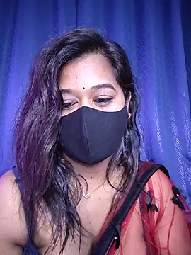 Snapshot of beauty_lisa- chatting on June 18, 2026, 6:45 am beauty lisa- online show from June 18, 2026, 6:45 am