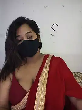 Snapshot of beauty_lisa- chatting on July 23, 2026, 7:49 am beauty lisa- online show from July 23, 2026, 7:49 am