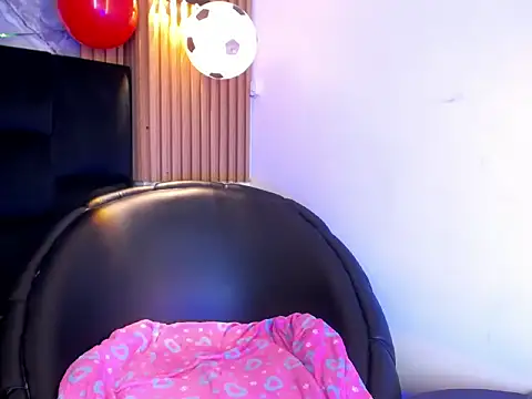 Snapshot of Zafira_Cass chatting on July 9, 2026, 2:34 am Zafira Cass online show from July 9, 2026, 2:34 am