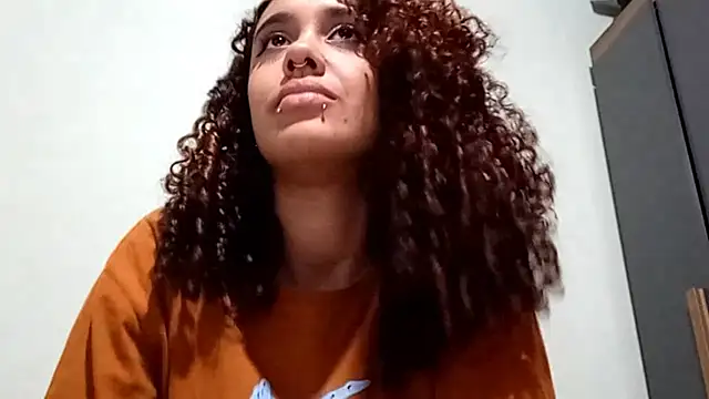 RosannMecardo online show from June 15, 2026, 4:17 pm