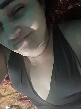 Snapshot of PecadoraDiabla chatting on June 23, 2026, 6:33 am PecadoraDiabla online show from June 23, 2026, 6:33 am