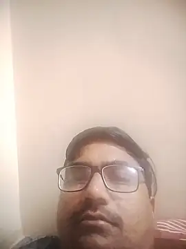 Snapshot of dhirusury050625 chatting on June 15, 2026, 5:12 pm dhirusury050625 online show from June 15, 2026, 5:12 pm