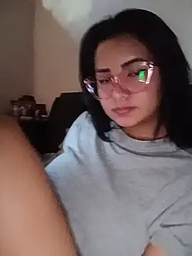 Snapshot of K_AriDoll chatting on July 28, 2026, 3:21 pm K AriDoll online show from July 28, 2026, 3:21 pm