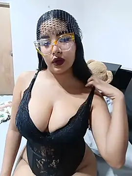 Snapshot of K_AriDoll chatting on June 13, 2026, 1:53 pm K AriDoll online show from June 13, 2026, 1:53 pm