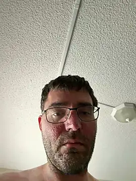 Snapshot of joe4p chatting on June 12, 2026, 10:51 pm joe4p online show from June 12, 2026, 10:51 pm