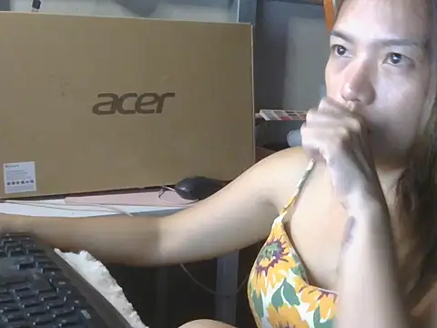 babyjj15 online show from July 9, 2026, 5:56 pm