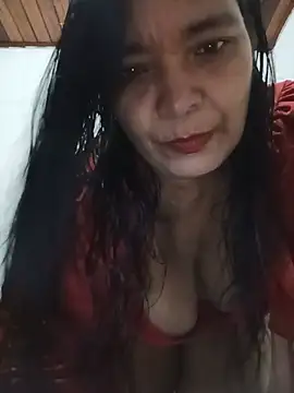 Snapshot of Ariais502026 chatting on July 8, 2026, 12:17 pm Ariais502026 online show from July 8, 2026, 12:17 pm