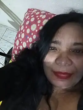 Snapshot of Ariais502026 chatting on June 14, 2026, 1:24 am Ariais502026 online show from June 14, 2026, 1:24 am