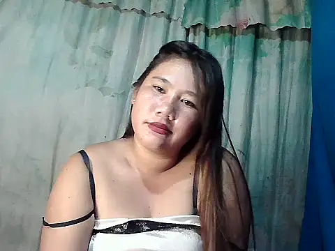 Snapshot of Islandbabe22 chatting on June 22, 2026, 1:52 pm Islandbabe22 online show from June 22, 2026, 1:52 pm
