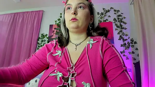 BurleskKate online show from June 20, 2026, 10:48 pm