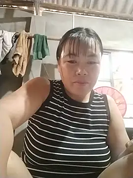 Snapshot of -Lemi- chatting on July 6, 2026, 2:18 am -Lemi- online show from July 6, 2026, 2:18 am