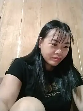 Snapshot of -Lemi- chatting on July 10, 2026, 8:47 am -Lemi- online show from July 10, 2026, 8:47 am