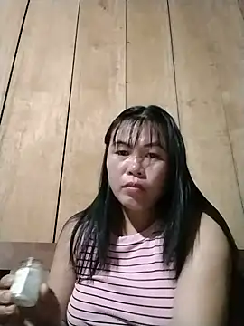 Snapshot of -Lemi- chatting on June 29, 2026, 1:11 pm -Lemi- online show from June 29, 2026, 1:11 pm