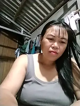 Snapshot of -Lemi- chatting on July 23, 2026, 2:03 pm -Lemi- online show from July 23, 2026, 2:03 pm