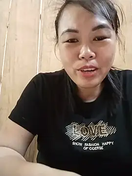 Snapshot of -Lemi- chatting on July 21, 2026, 3:52 am -Lemi- online show from July 21, 2026, 3:52 am