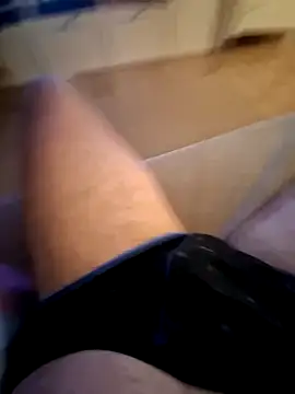 SmallDicki1989 online show from June 15, 2026, 10:42 pm