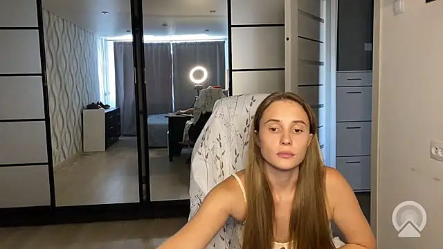 Snapshot of Miss_Luna_meow chatting on July 31, 2026, 2:47 pm Miss Luna meow online show from July 31, 2026, 2:47 pm