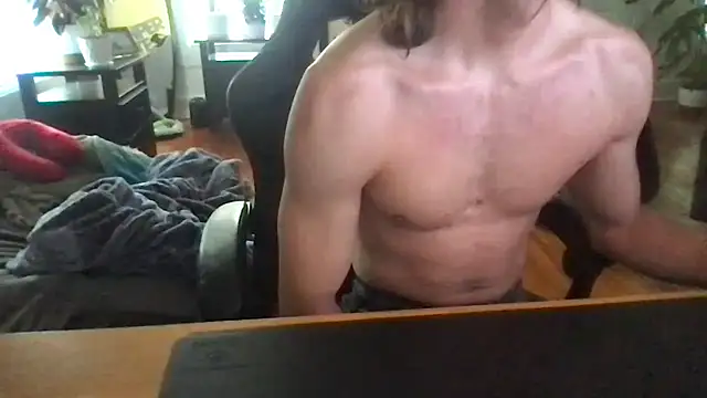 Snapshot of DoItAaron chatting on June 25, 2026, 1:05 pm DoItAaron online show from June 25, 2026, 1:05 pm