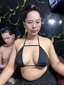 Snapshot of ColombianSexyCouple_ chatting on July 19, 2026, 1:41 pm ColombianSexyCouple online show from July 19, 2026, 1:41 pm