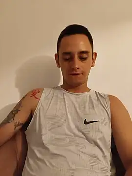Snapshot of DANTECROS chatting on June 27, 2026, 3:01 am DANTECROS online show from June 27, 2026, 3:01 am