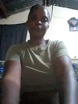 Snapshot of queen-shanty chatting on June 21, 2026, 8:03 pm queen-shanty online show from June 21, 2026, 8:03 pm