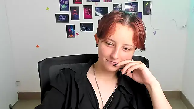 Dilara Kiss  online show from June 25, 2026, 11:15 am