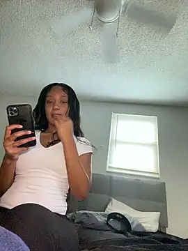 johnfoe4 online show from July 17, 2026, 8:28 pm