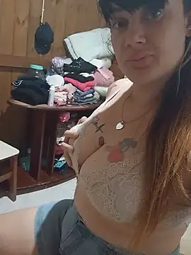 Snapshot of carol_pimentinha chatting on June 21, 2026, 2:01 pm carol pimentinha online show from June 21, 2026, 2:01 pm