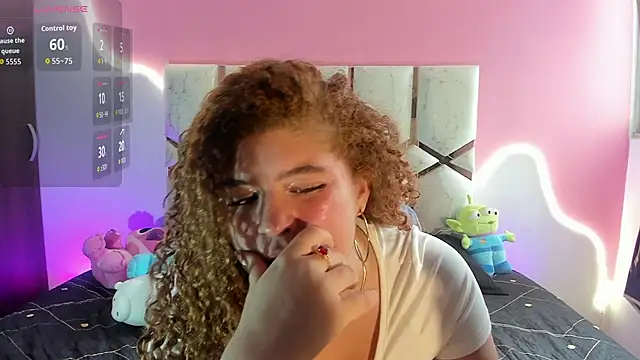 Kiara velez online show from July 12, 2026, 1:34 pm