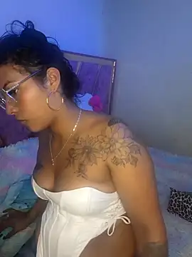 Snapshot of sophiagomezx chatting on July 4, 2026, 4:55 pm sophiagomezx online show from July 4, 2026, 4:55 pm