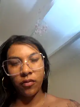 Snapshot of sophiagomezx chatting on July 3, 2026, 2:29 am sophiagomezx online show from July 3, 2026, 2:29 am