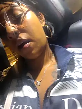 Snapshot of sophiagomezx chatting on July 17, 2026, 11:57 pm sophiagomezx online show from July 17, 2026, 11:57 pm