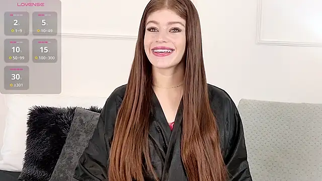 Snapshot of Olivia_flamme chatting on August 4, 2026, 1:26 pm Olivia flamme online show from August 4, 2026, 1:26 pm